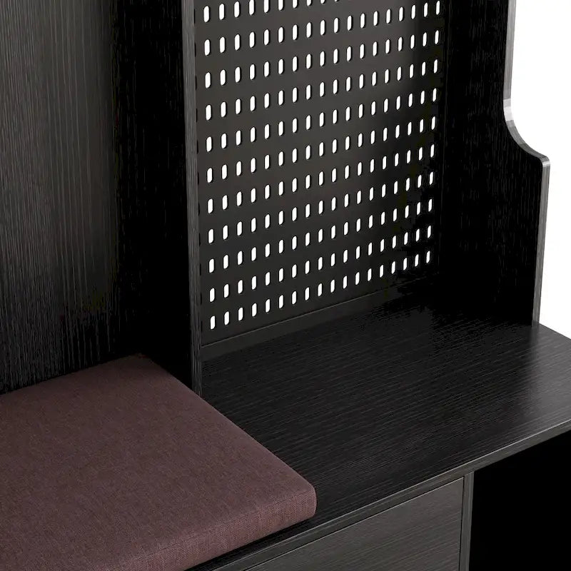 Vielseitige Garderobe für den Flur mit abnehmbarer, leinenbezogener Sitzbank, Kleiderständer, Ablagefächern und DIY-Pinnwand