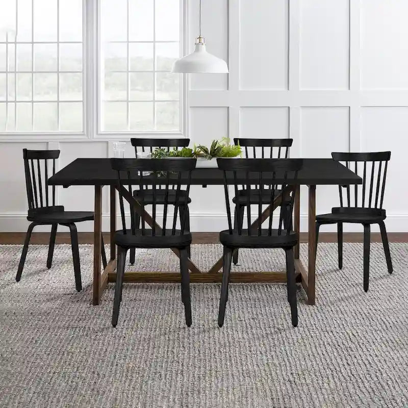 Esszimmerstühle im Landhausstil mit Sprossenlehne und gebogenen Holzbeinen, schwarz