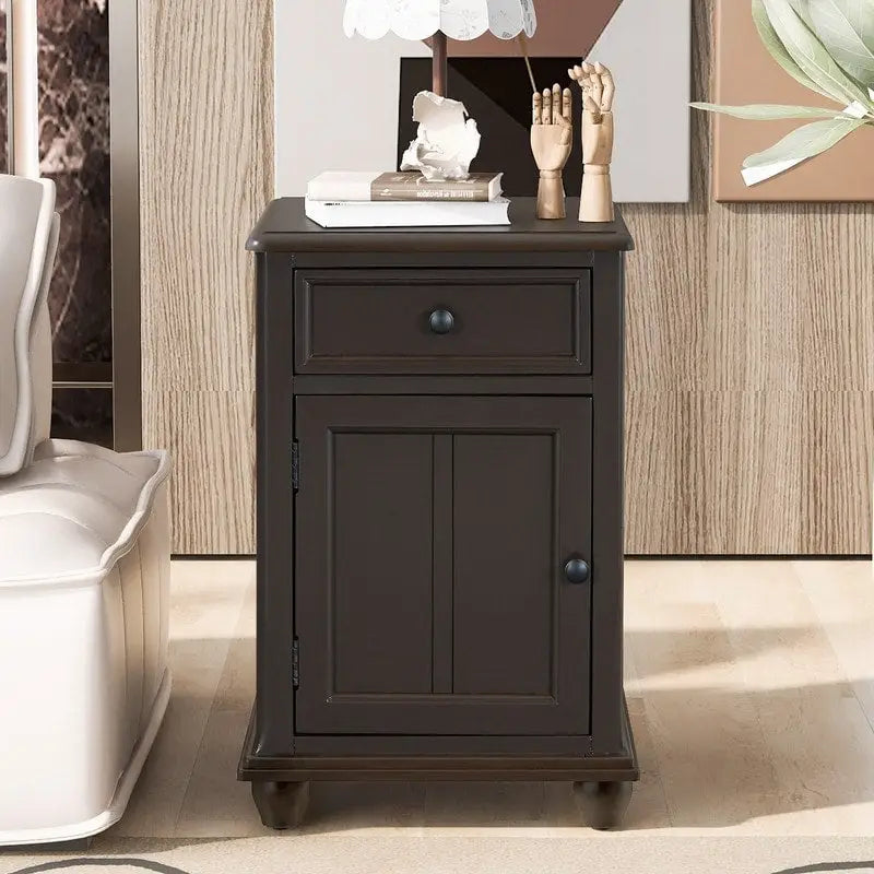 Table d’appoint classique vintage multifonction étroite avec ports USB, 1 tiroir et porte-gobelets, pour canapé