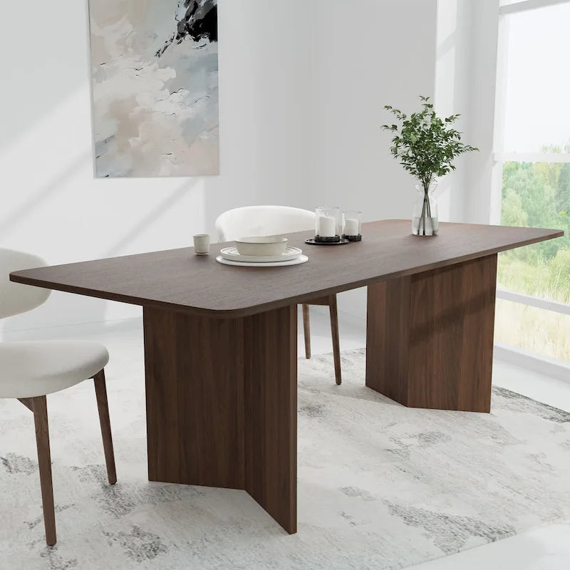 Quadratischer Esstisch aus Massivholz für 6-8 Personen im nordischen Stil
